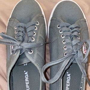 Grey Platform Supergas